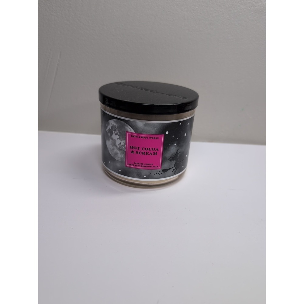Bath and Body Works‎ Hot Cocoa and Scream New